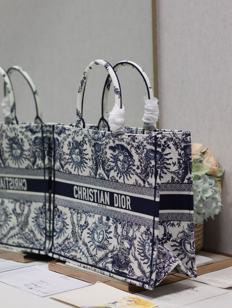 Christian Dior Shopping Bags